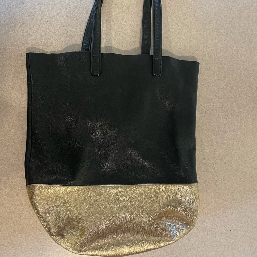 The perfect shoulder bag!